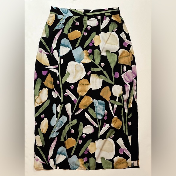 Lulus Black Floral Super Bloom Midi Skirt Large - Picture 7 of 8
